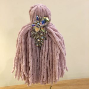 игрушка ручной работы кисти